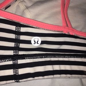 🤩LULULEMON SPORTS BRA🤩